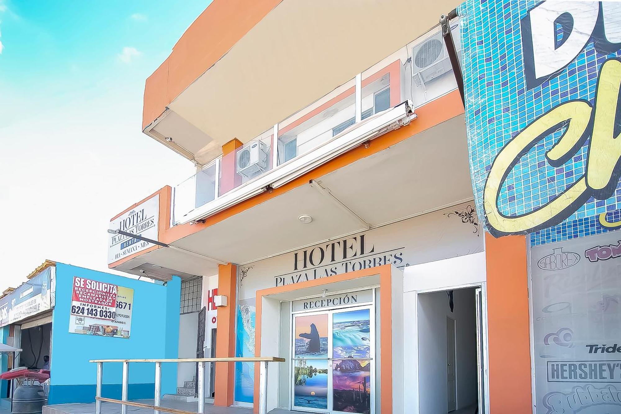 Oyo Hotel Plaza Las Torres, Кабо-Сан-Лукас Экстерьер фото